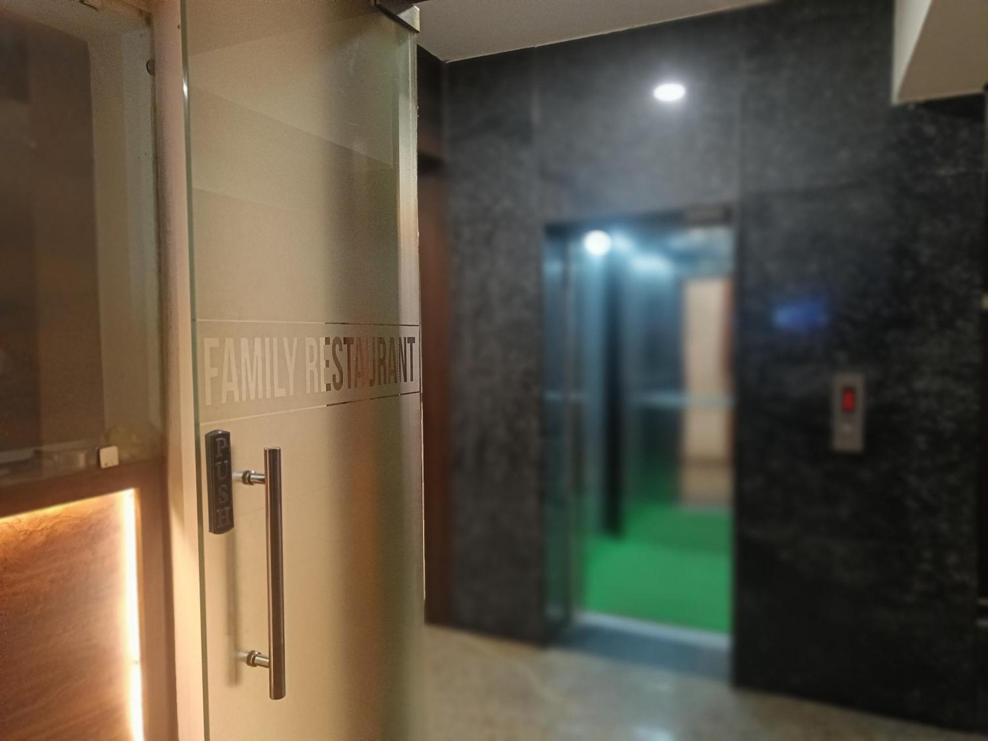 Hotel Radhma Residency Удупи Екстериор снимка